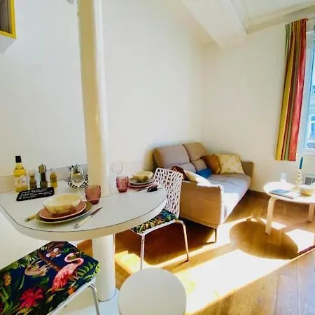 Апартаменты Chez Virginie Agreable Centre Parking *